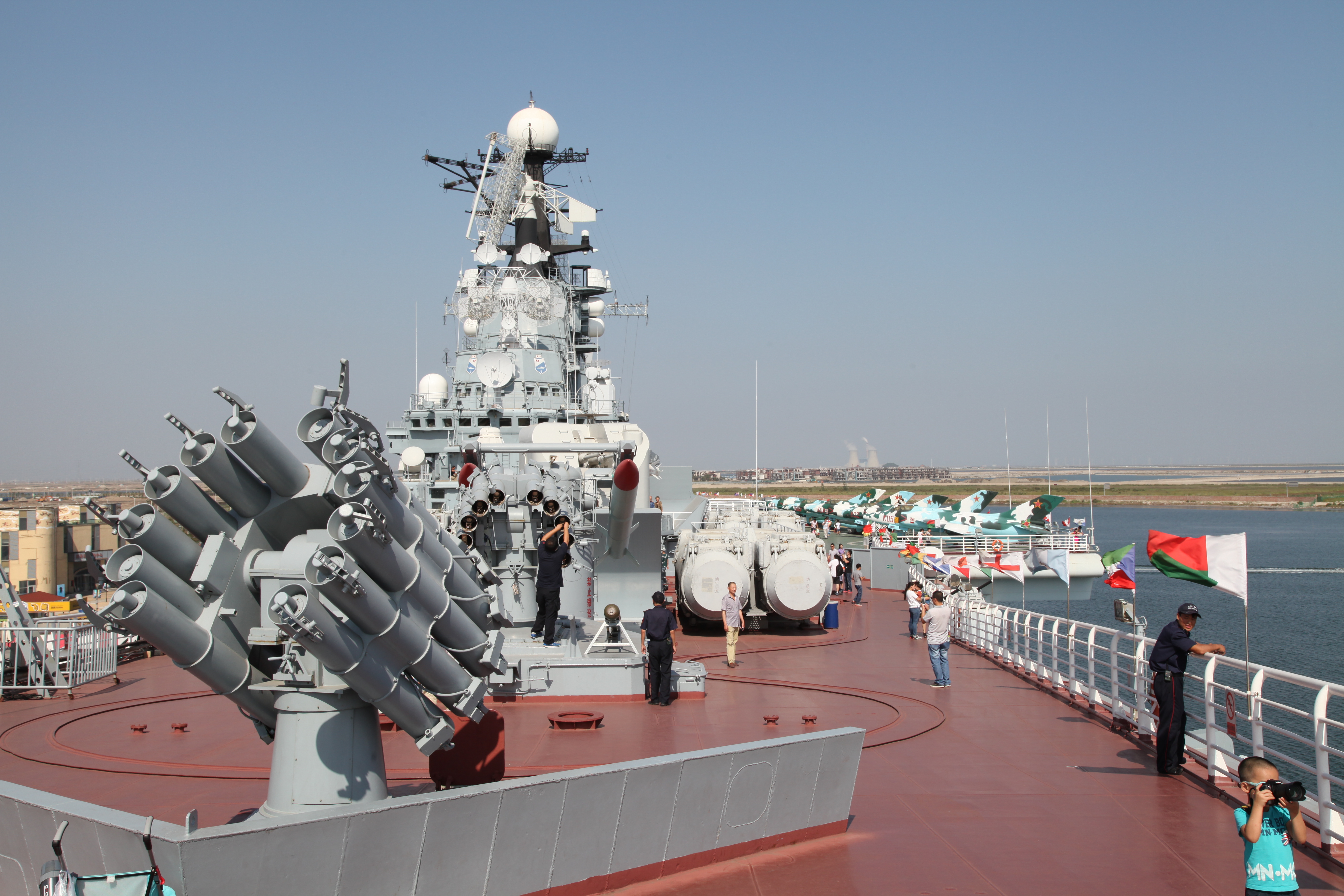 aircraft-carrier-kiev-at-binhai-18.jpg