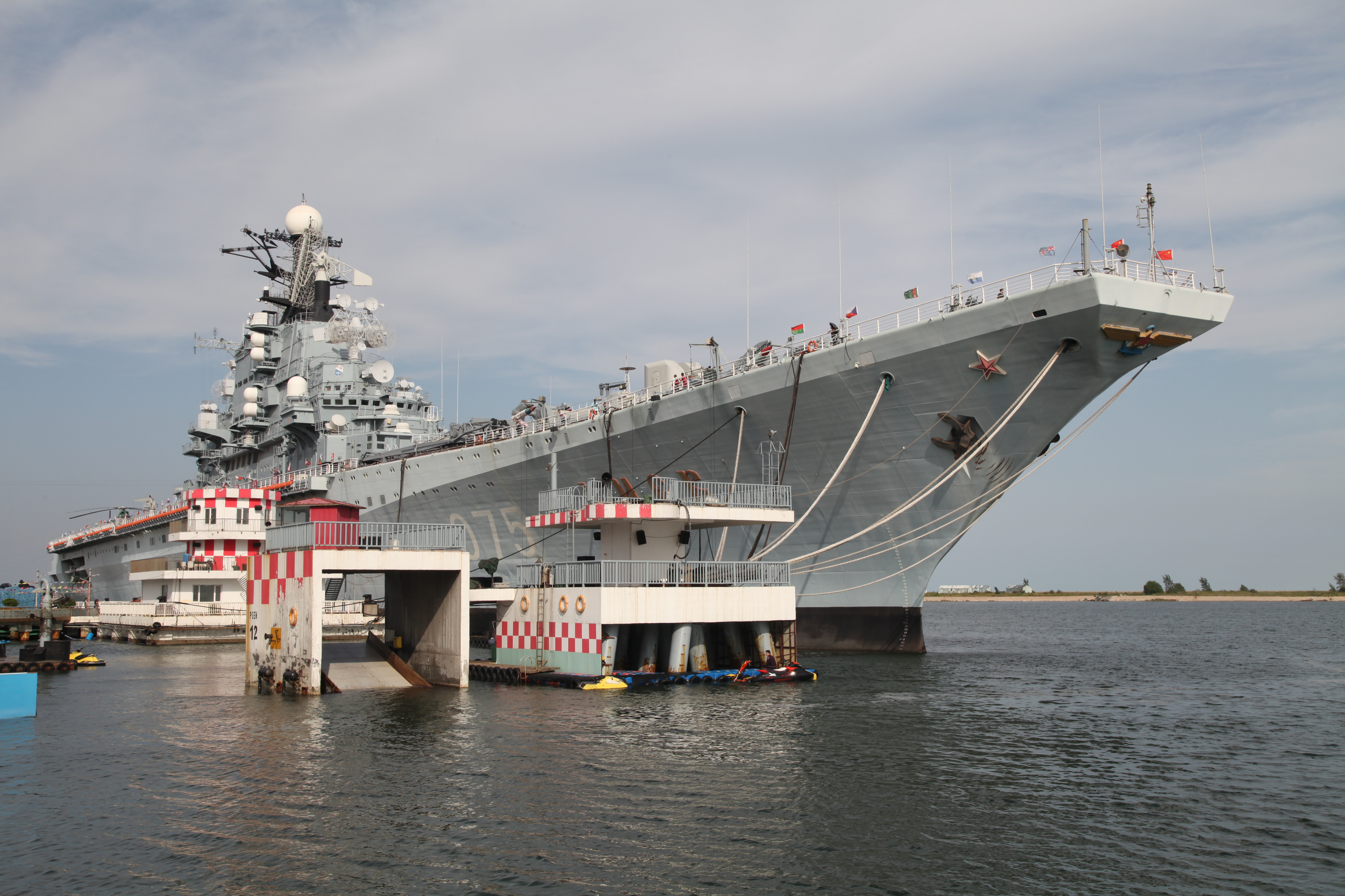 aircraft-carrier-kiev-at-binhai-42.jpg